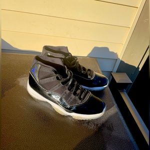 Space Jam 11s 2016 Christmas Edition